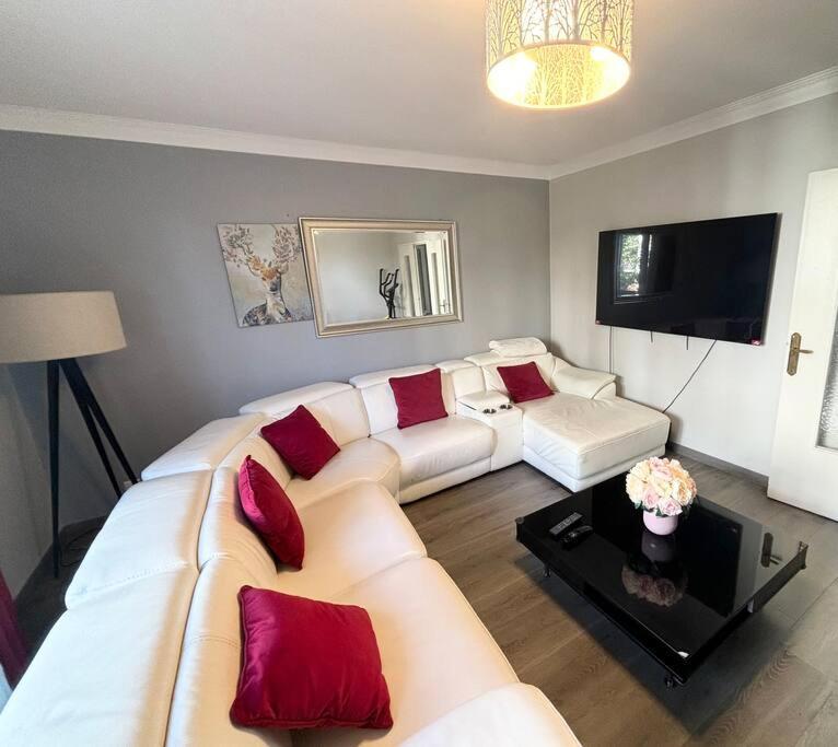 Appartement Confort Avec Balcon - Champigny Exterior photo